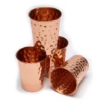 Gobelets en cuivre martelé (99% de cuivre pure)